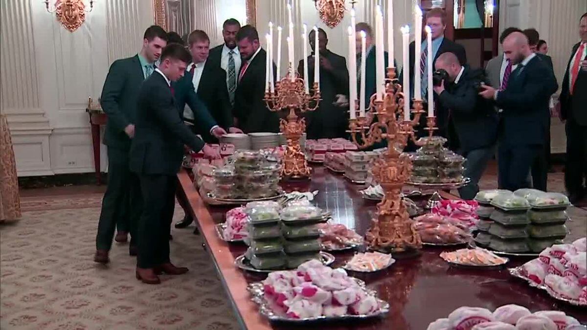 President Trump personally pays for Clemson Tigers' championship fast food feast