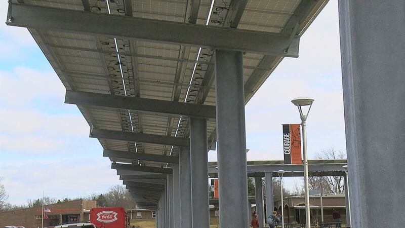 Batesville School District installed solar panels. (Source: KAIT-TV)