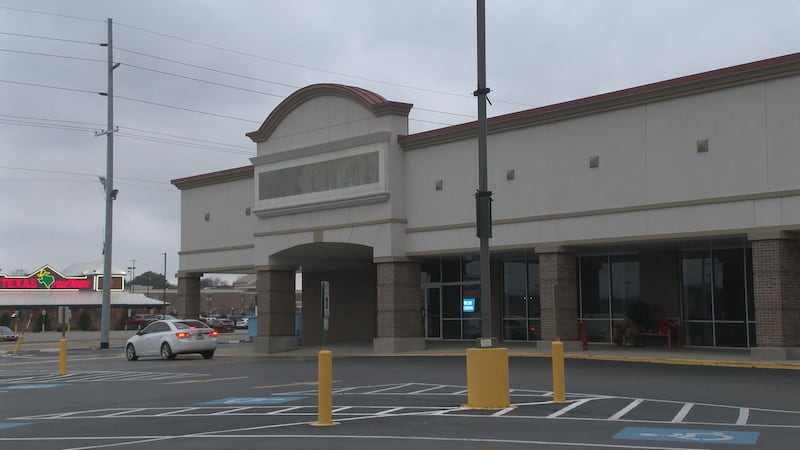 Those who are counting the days until Barnes & Noble reopens in Jonesboro will have to wait a...