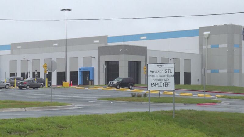 Amazon Distribution Site/Republic, Mo.